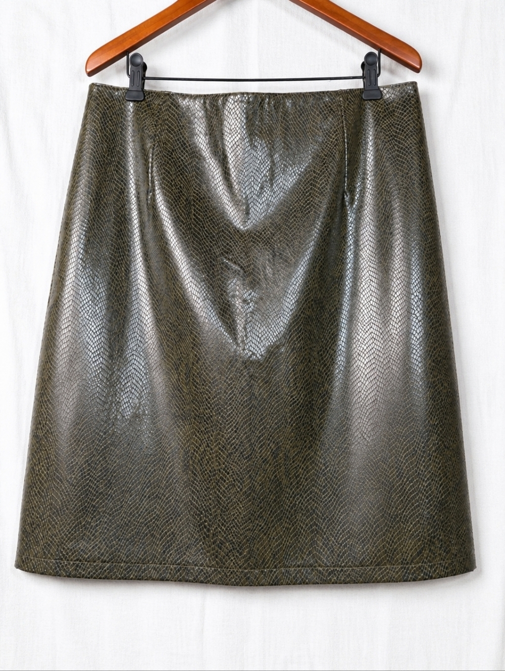 WOW! Valenti Snakeskin Faux Leather Pencil Skirt Size 14 Olive Black Midi CHIC!